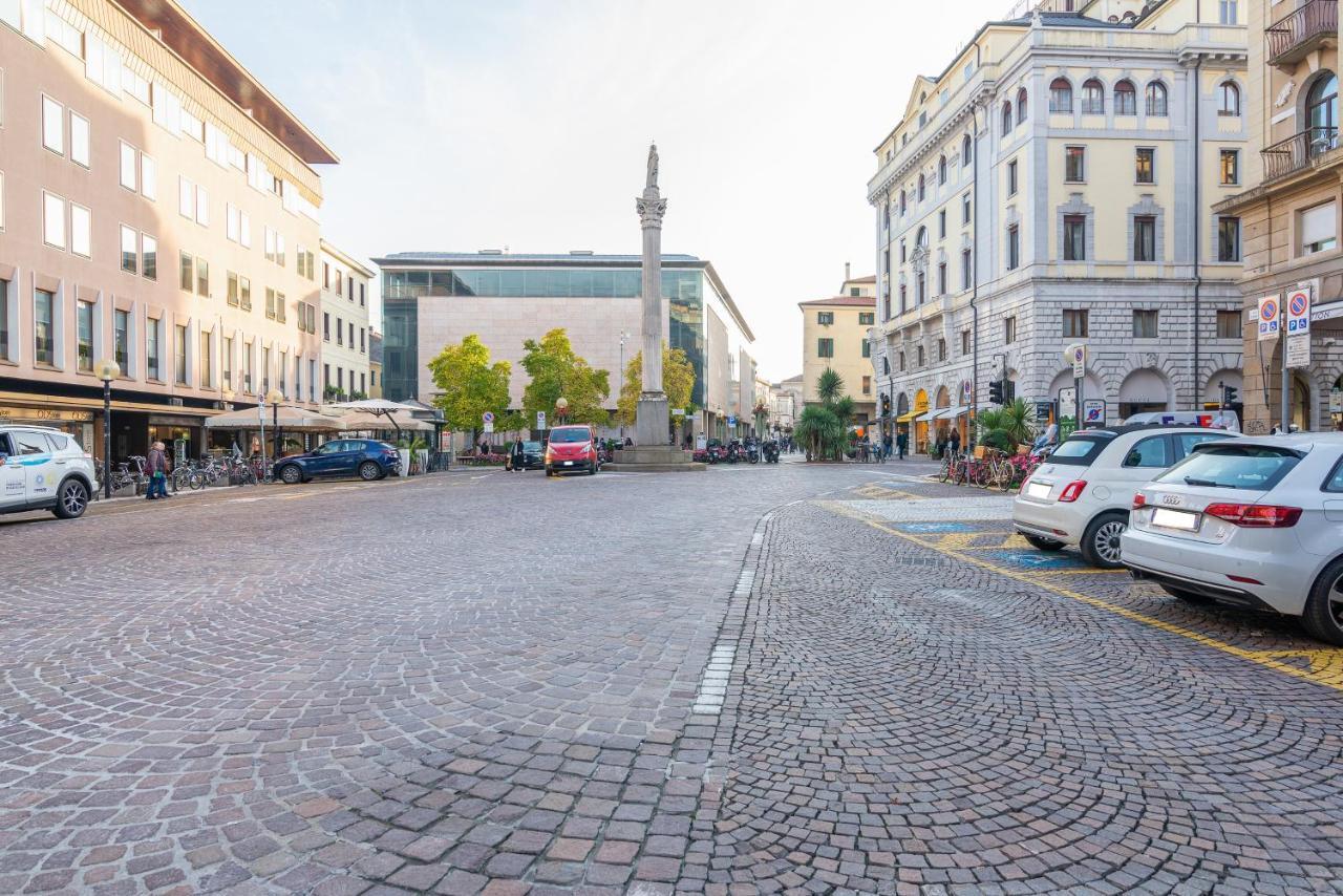 Padova City Break Studio Luaran gambar